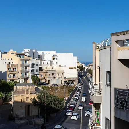 Ha1- Modern And Spacious 3 Bedroom *