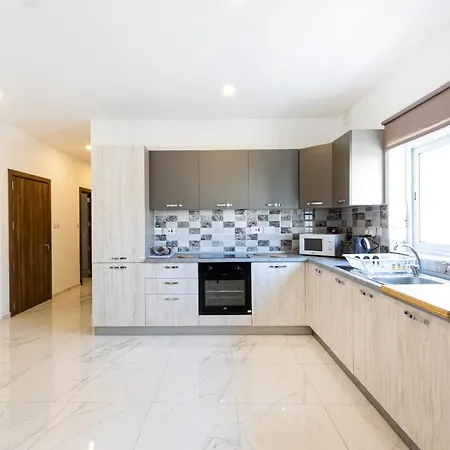 Lägenhet Ha1- Modern And Spacious 3 Bedroom San Ġwann