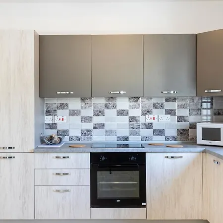 Ha1- Modern And Spacious 3 Bedroom San Ġwann